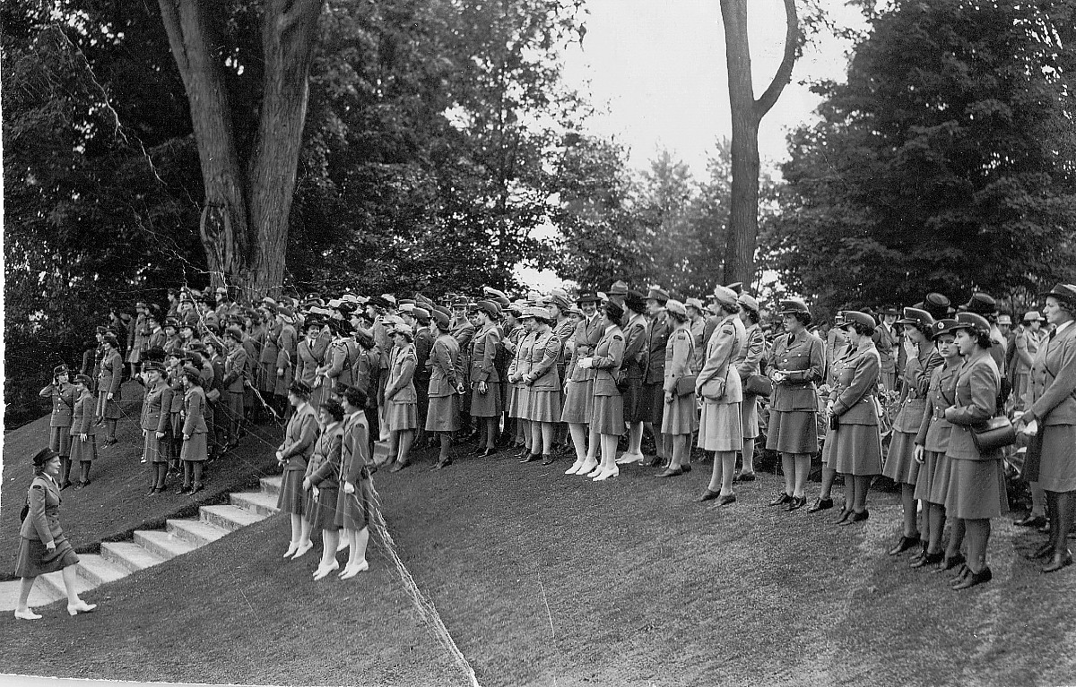 Garden party for Princess Alice