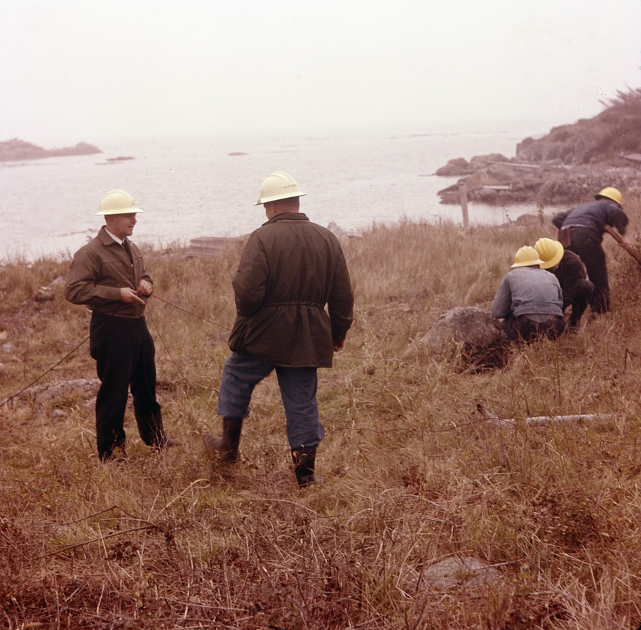 Royal Canadian Navy : HMCS Ste Therese, Bentick Island demolitions course, 1963.