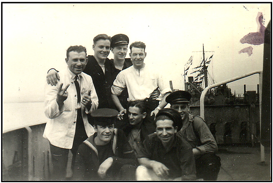 Royal Canadian Navy : HMCS Jonquiere, 1945.