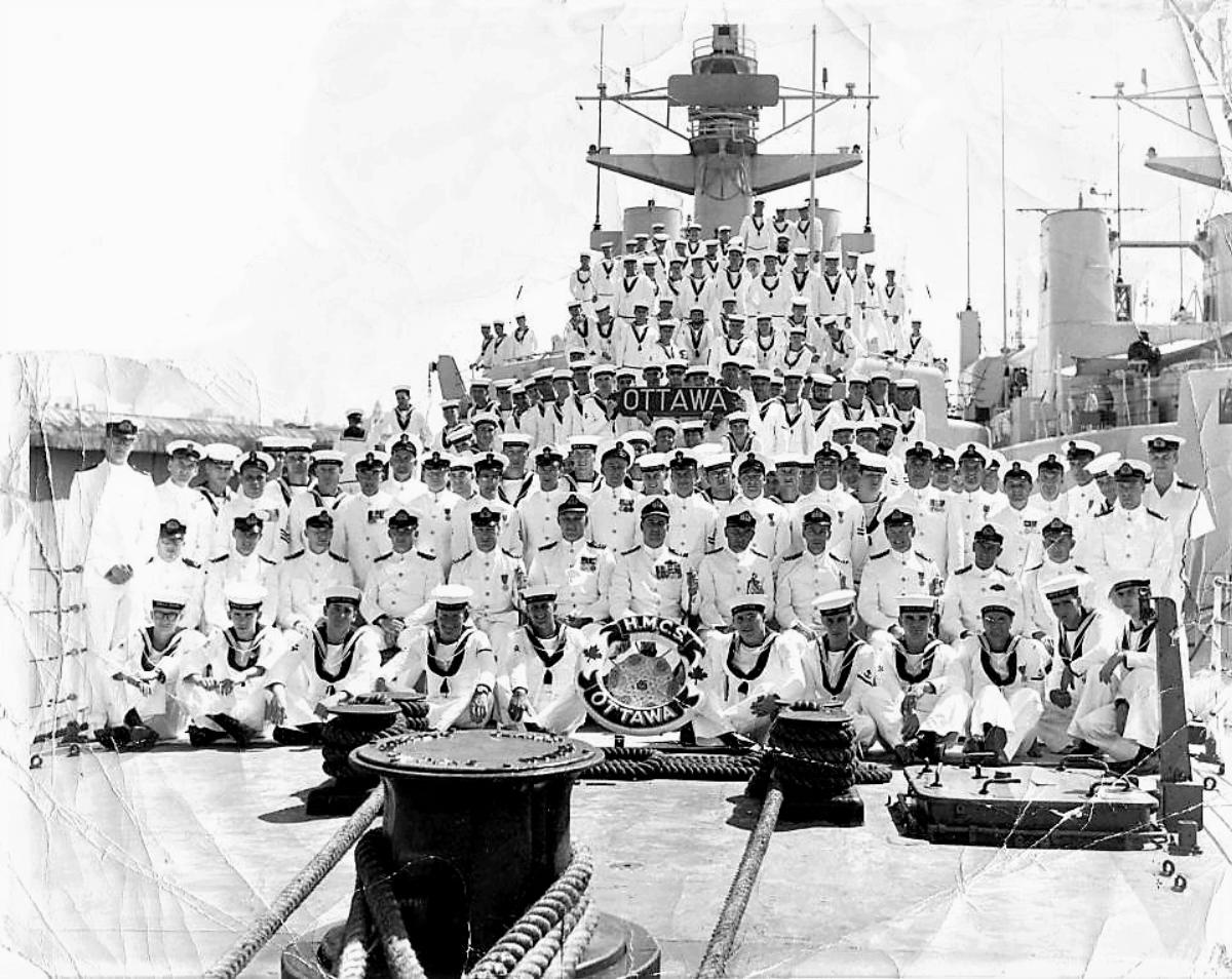 HMCS Ottawa (3) ships company, 1967.