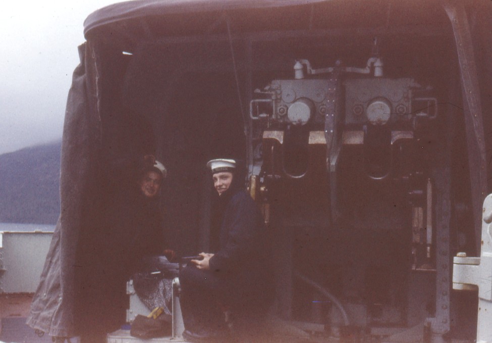 Royal Canadian Navy : H.M.C.S. Ste Therese, maintenance on the 4-inch gun.