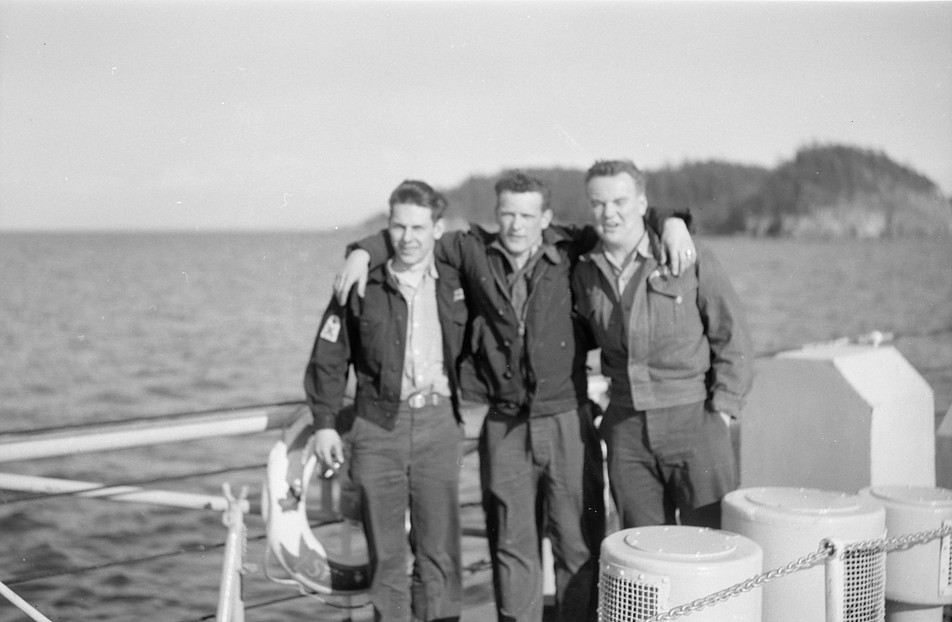 Royal Canadian Navy : HMCS Ste Therese, OS Boyce and McFarlane.