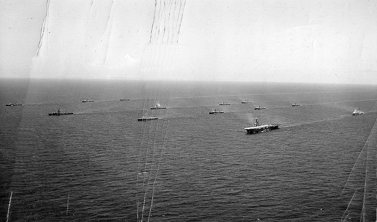 Royal Canadian Navy : HMCS Magnificent