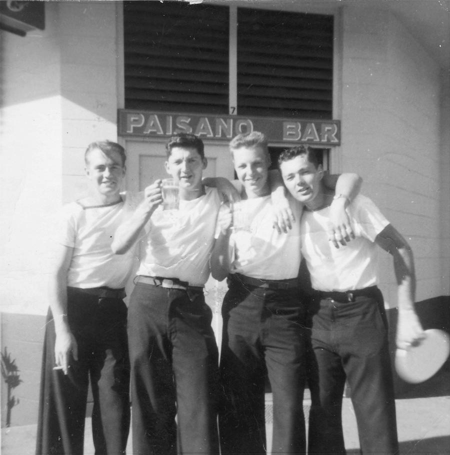 Royal Canadian Navy : sailors from HMCS Stettler, 1962.